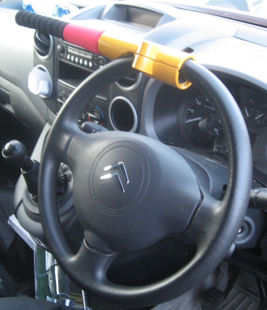 lock steering wheel toyota #4