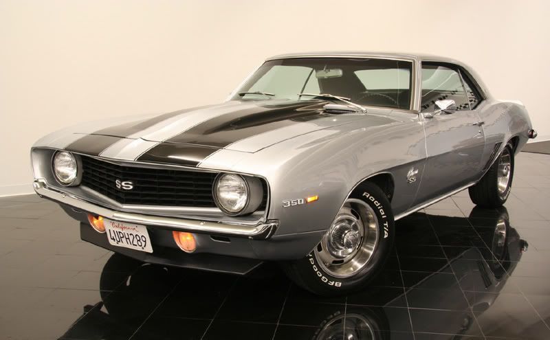 http://i1097.photobucket.com/albums/g348/Pedro2103/Cars/Camaro69SS34fr.jpg