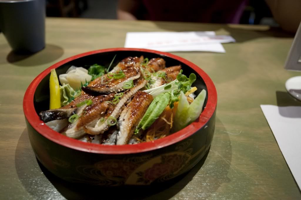 IMAGE: http://i1097.photobucket.com/albums/g350/winwinphoto/IMG_0990-1024.jpg