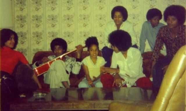 Jacksons-4.jpg