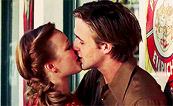  photo tumblr_mlq3csLJac1qcermro6_250.gif