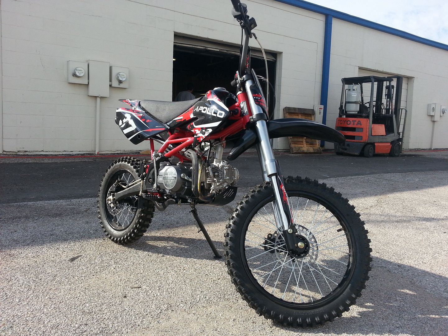 apollo dirt bikes