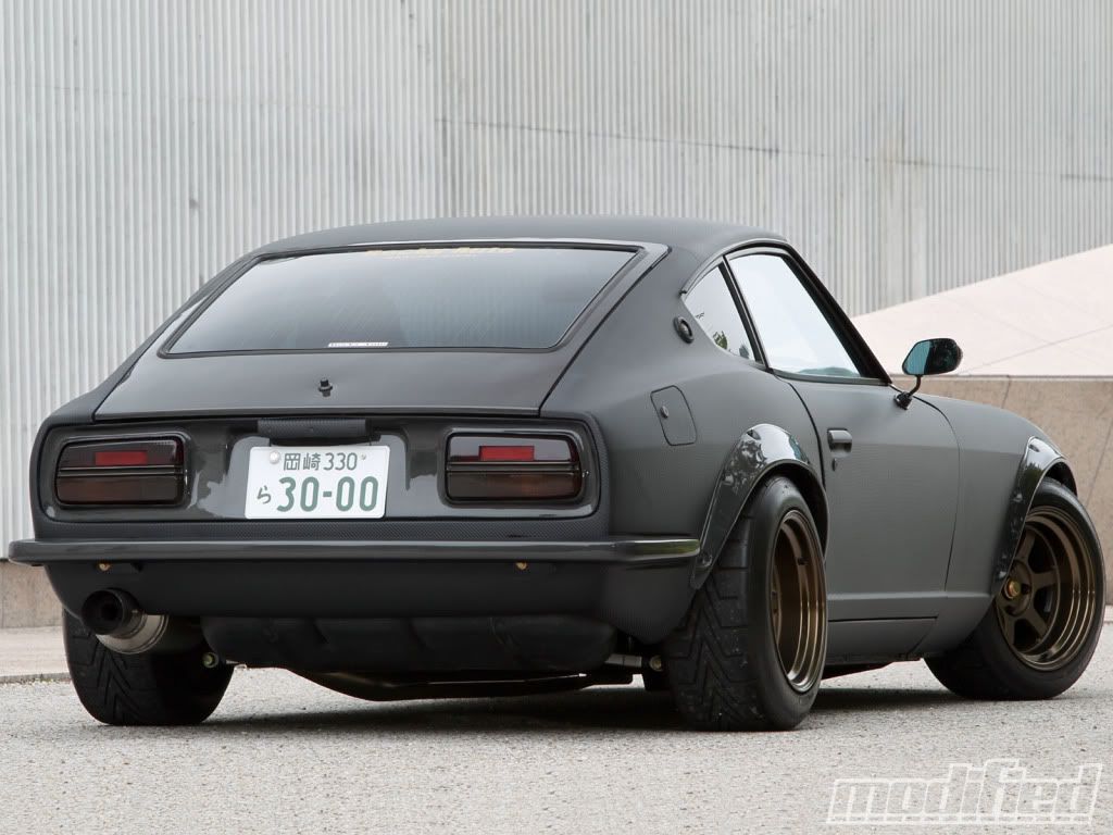modp_1012_03_o1974_nissan_fairlady_zrear_view1.jpg